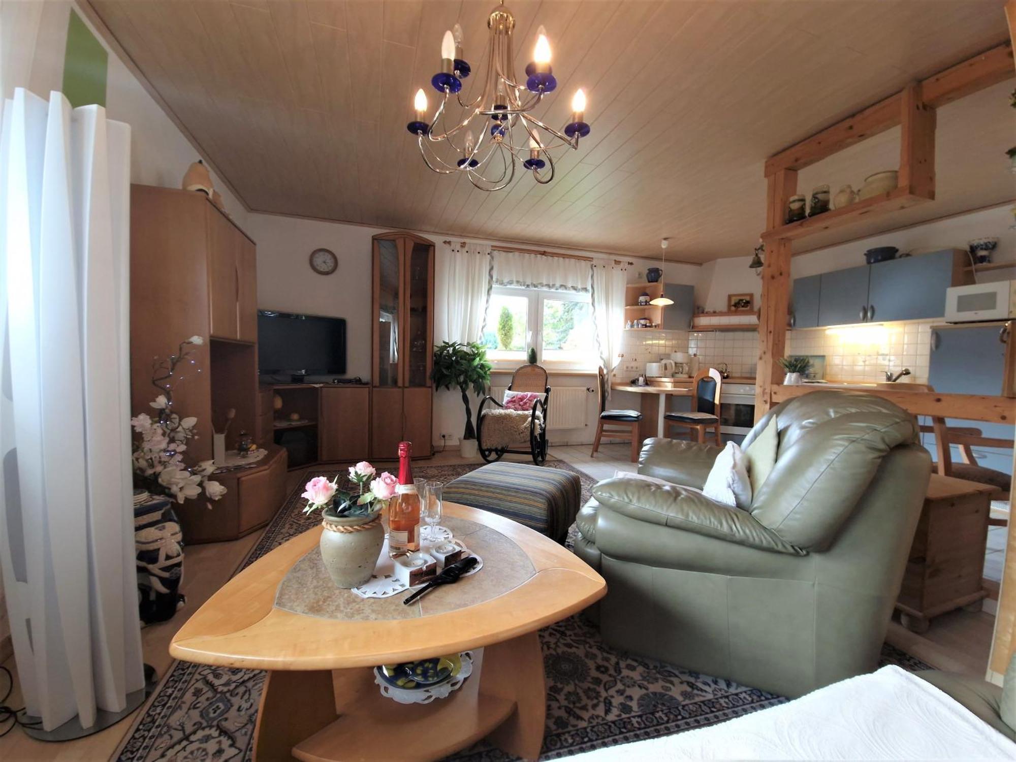 Appartamento Ahlbeck, Ferienobjekt Apfel-Blume-Veilchen Heringsdorf  Camera foto