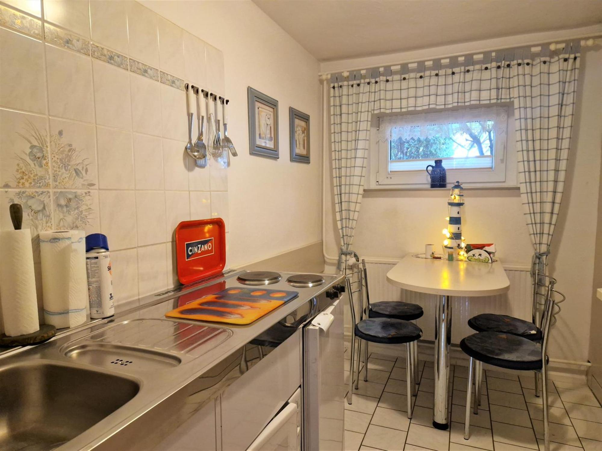 Appartamento Ahlbeck, Ferienobjekt Apfel-Blume-Veilchen Heringsdorf  Camera foto